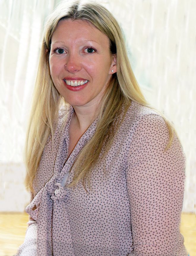 A photograph of Dr Jo Yarker