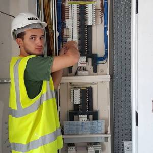 Handyman turned construction management student thrives after coming to Kingston University through Clearing 
