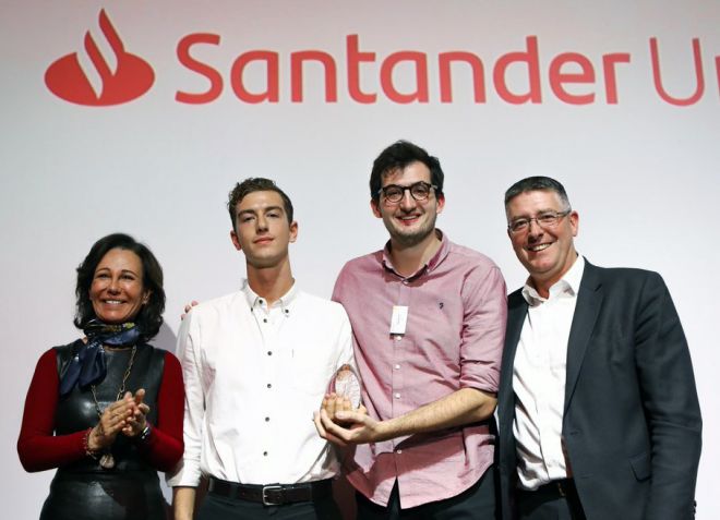 L-R: o	Ana Botin, Executive Chair of Santander UK, Rowan Minkley, Rob Nicoll and Matt Hutnell, Director Santander Universities.