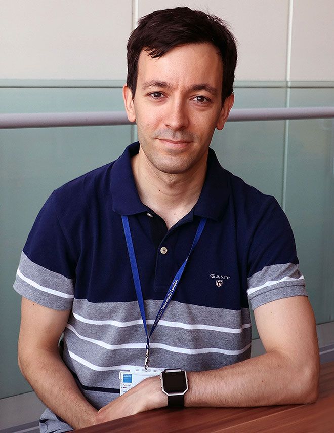 Picture of Dr Pedro Barra.