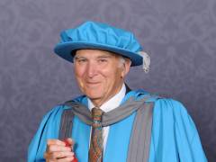 Former Liberal Democrats leader Sir Vince Cable awarded honorary doctorate from ؿζSM