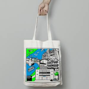 Maths student bags prize for design of tote bags to be given to all enrolling Kingston University students