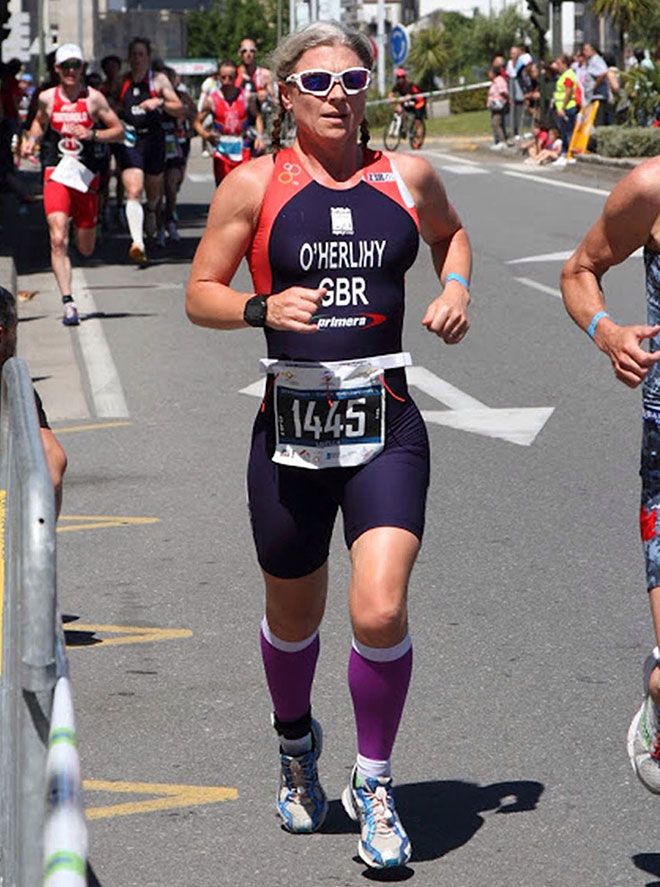 Photo of endurance athlete Louella O\'herlihy running in a duathlon
