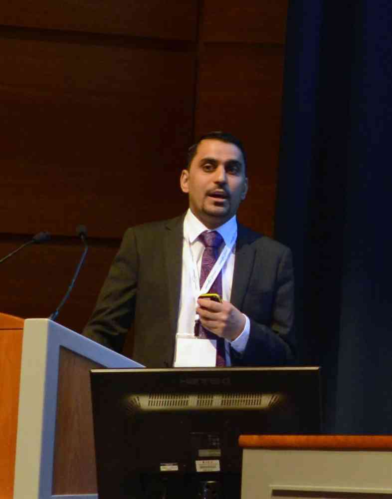 Dr Al-Kinani presenting his work on cerium oxide nanoparticles in ocular drug delivery