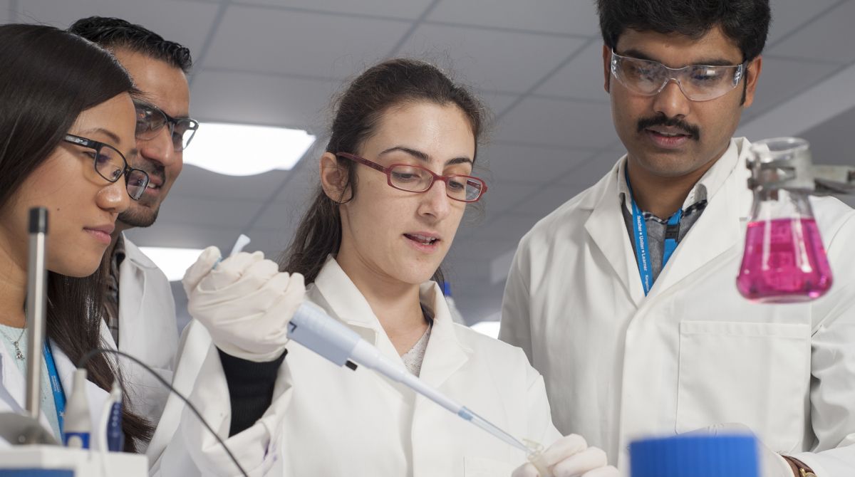 Kingston University's School of Life Sciences, Pharmacy and Chemistry awarded institution's first Athena SWAN bronze department accolade 
