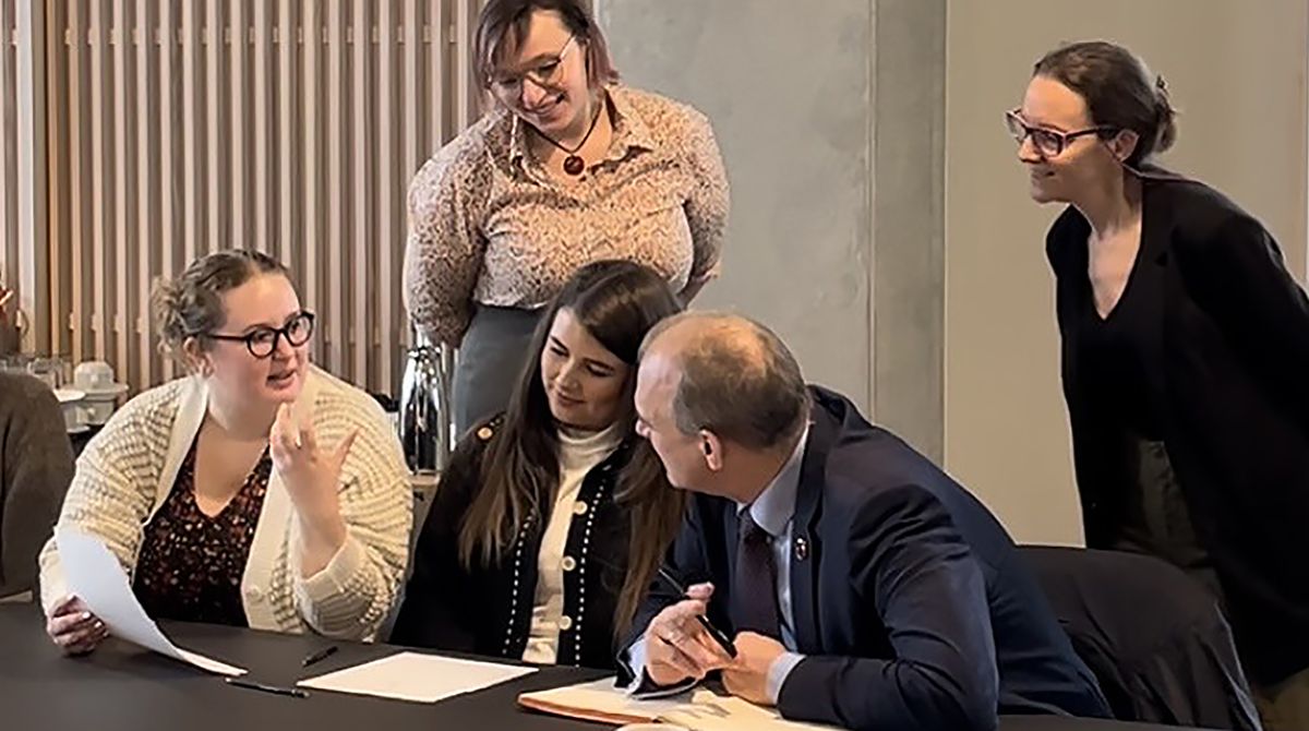 Kingston University's work to embed future skills throughout curriculum draws praise from Liberal Democrat leader Sir Ed Davey during campus visit