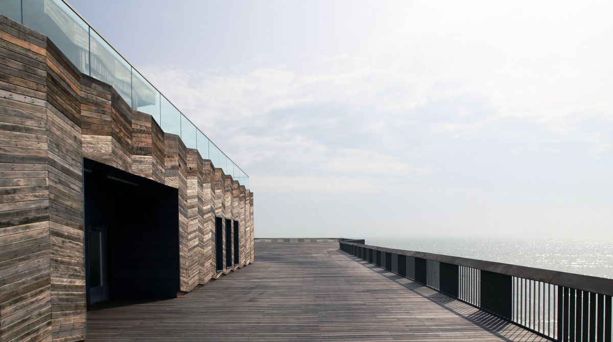 Architecture firm founded by Kingston University alumni Sadie Morgan and Philip Marsh awarded prestigious RIBA Stirling Prize for Hastings Pier 