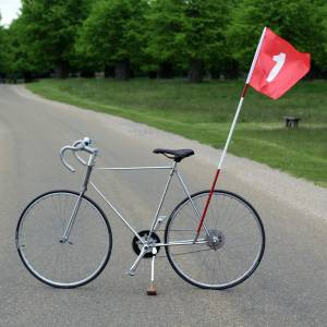 Bicycle made from discarded golf clubs highlights 21st Century swing to cycling as leisure activity for middle-aged men