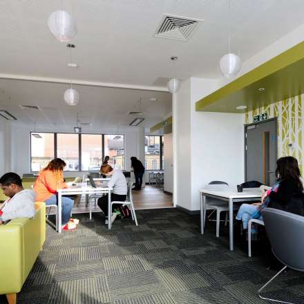 Kingston Bridge House halls common room - space to relax and study