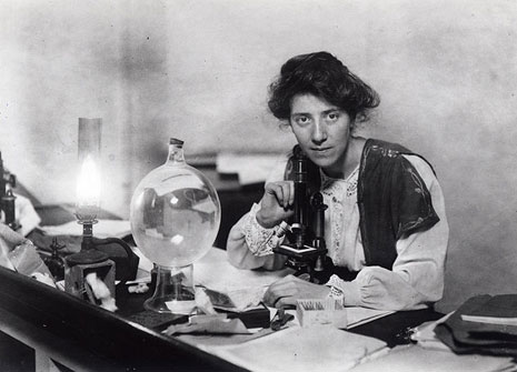 Palaeobotanist and campaigner for women's rights Dr Marie Stopes in her laboratory in 1904.