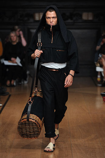 Sarah Hellen worked with a traditional basket weaver to create an oversized sports bag.