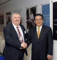 Tan Sri Francis Yeoh with Professor Edward Bromhead of the Faculty of Science, Engineering and Computing