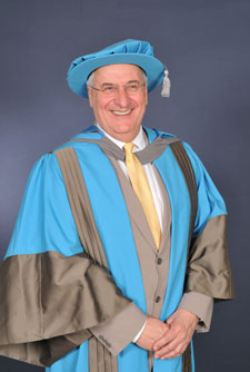 Professor Sean Hilton has received an honorary degree from the Faculty of Health and Social Care Sciences. 