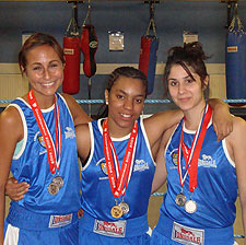 Tenesha Williams with Kingston silver medallists Nichola Garcia (left) and Sanaz Sedigh (right)